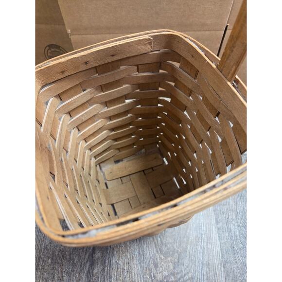Longaberger Vintage 1985 1986 Square Bottom Upright Classic Basket - Picture 2 of 5